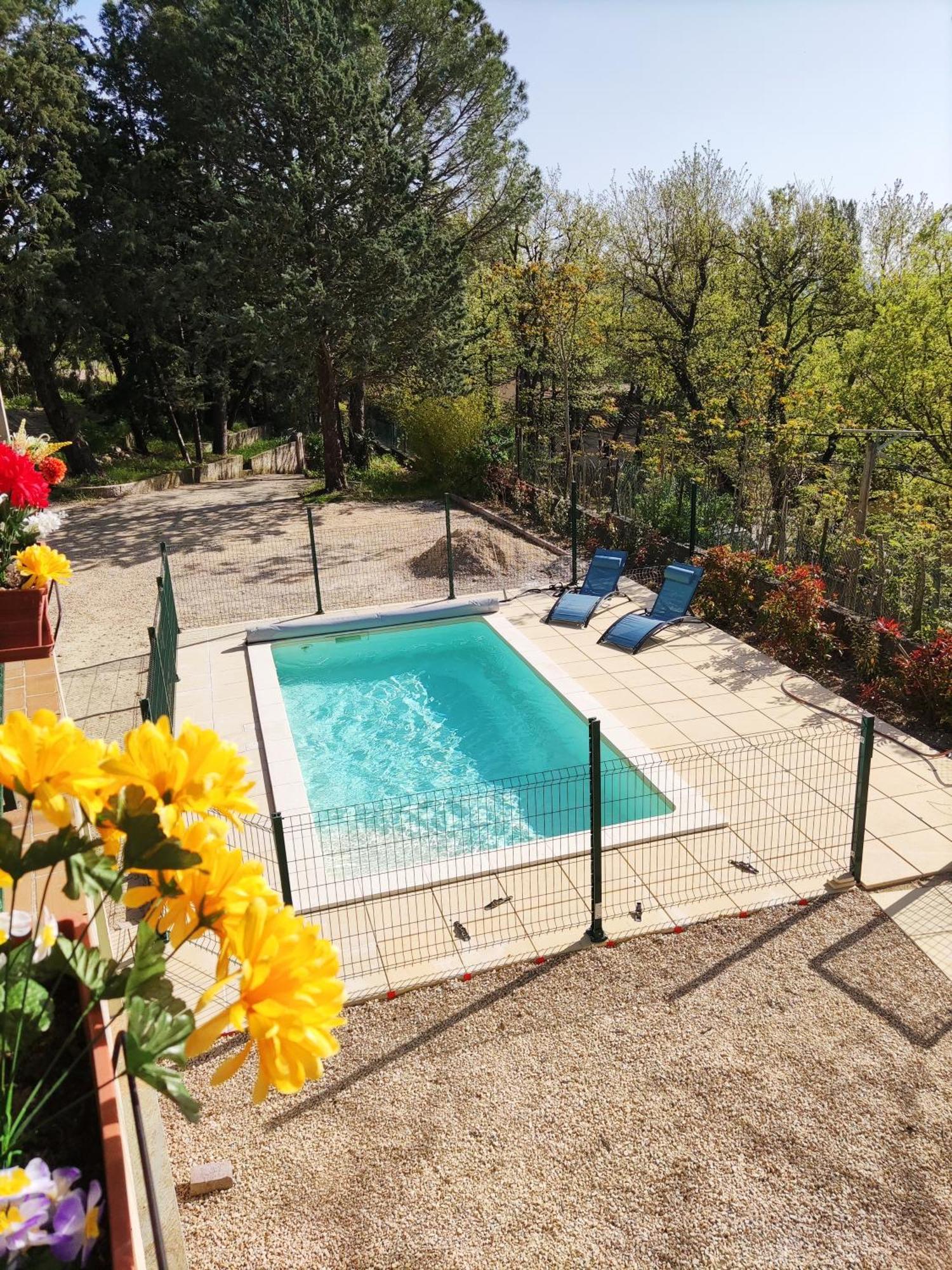 Maison Confortable A Ansouis Dans Le Luberon Екстер'єр фото